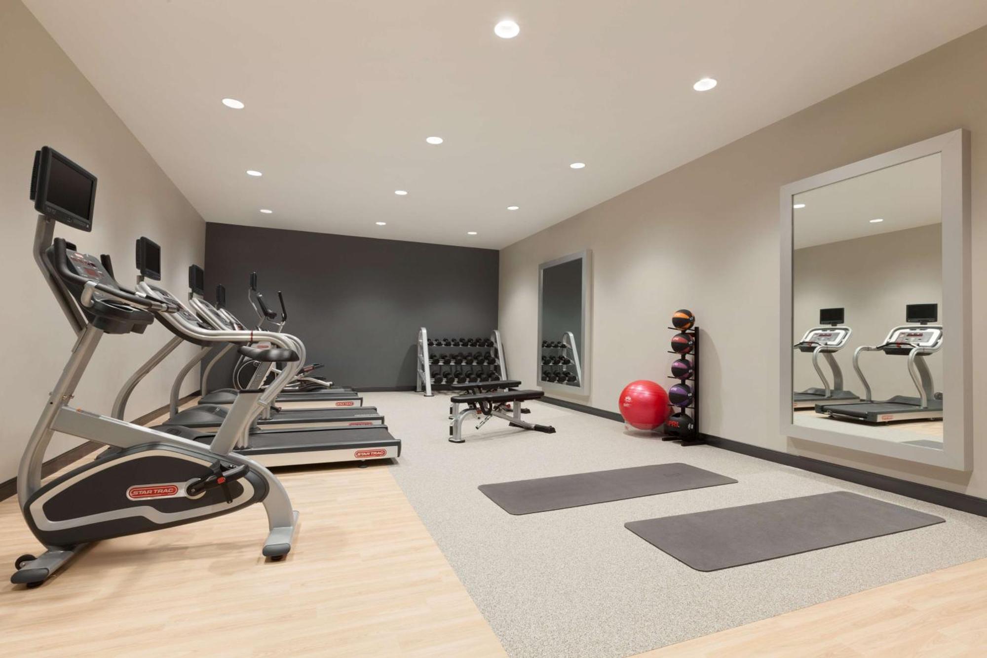 Embassy Suites By Hilton Wilmington Riverfront Ngoại thất bức ảnh