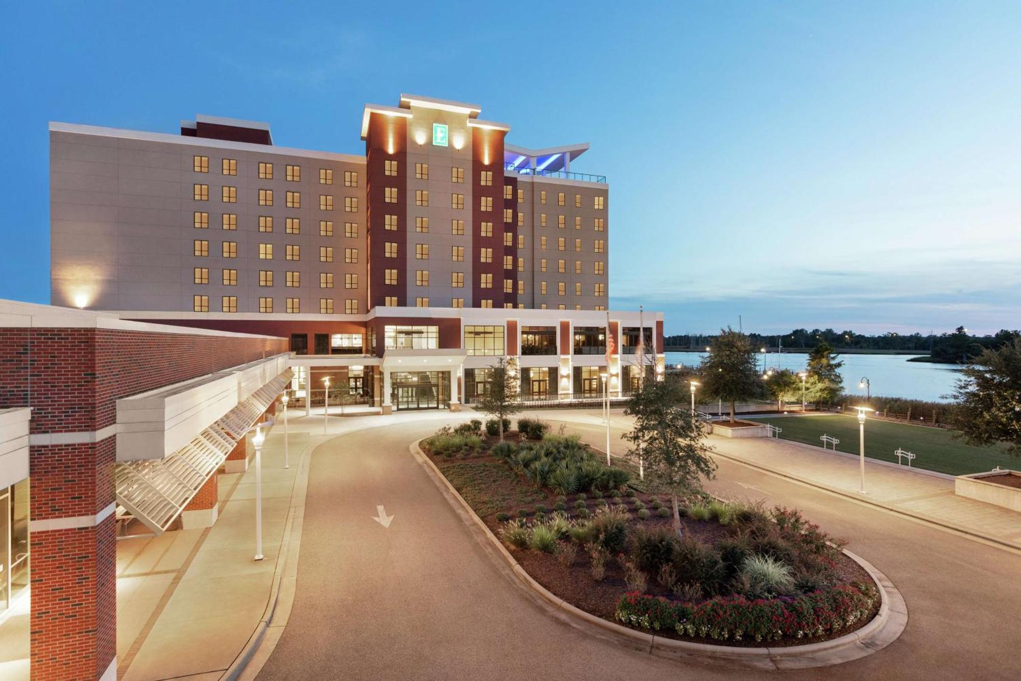 Embassy Suites By Hilton Wilmington Riverfront Ngoại thất bức ảnh